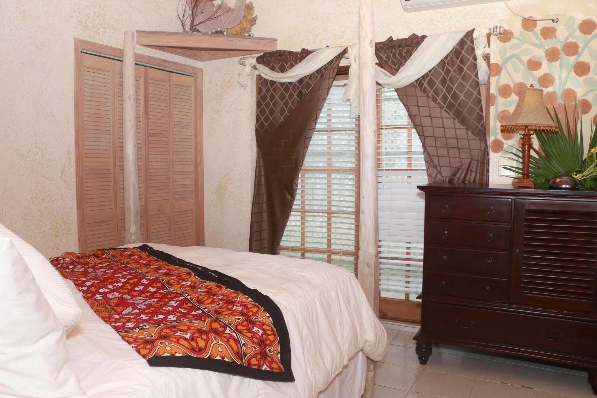 The Sugar Apple Lodging Dunmore Town Luaran gambar